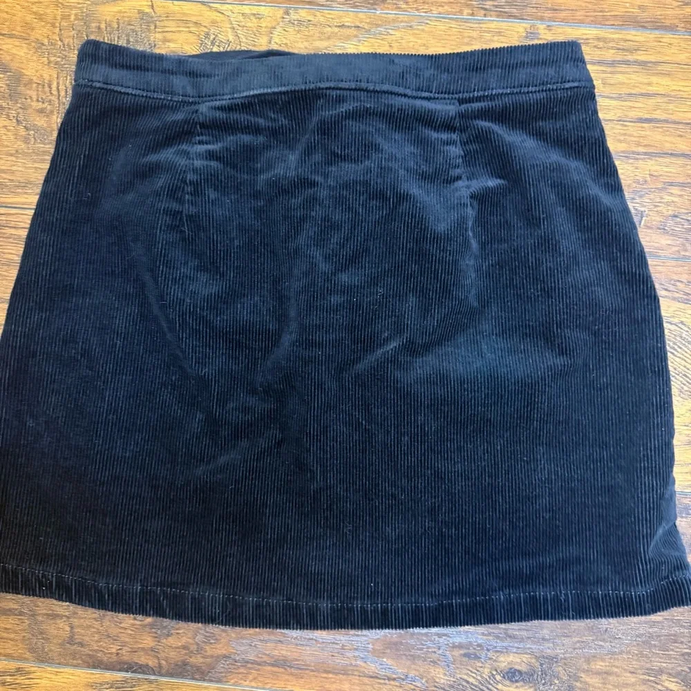 Y2K 90s Dark academia street wear black Corduroy tie waist mini skirt size 5/27